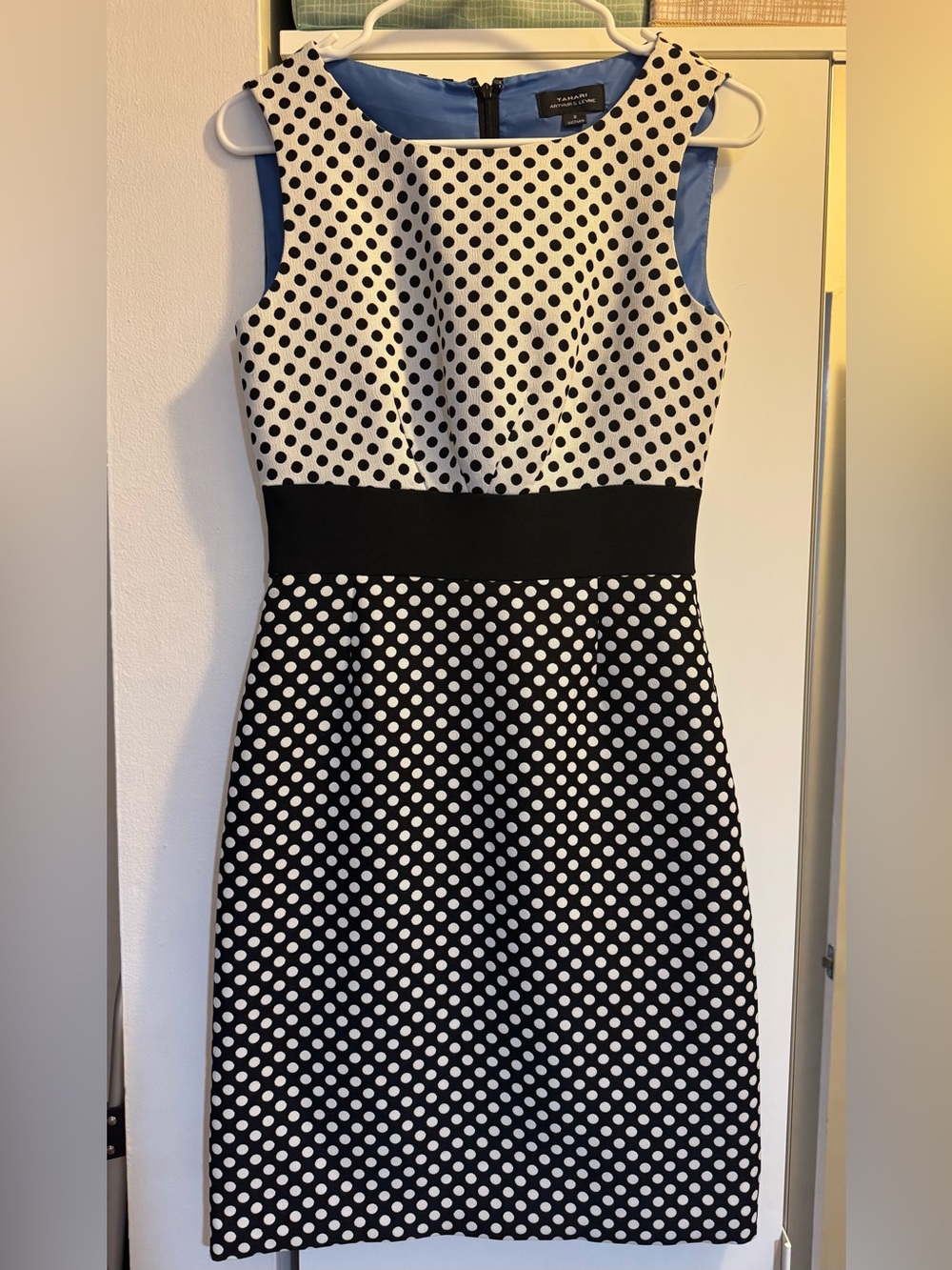 Tahari Polka Dot Sleeveless Midi Dress in Black and White size 2